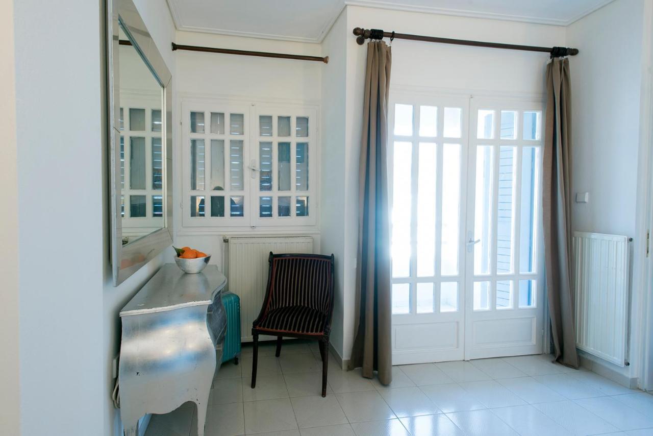 Met & Kas Corner Spacious House With Countryard Volos