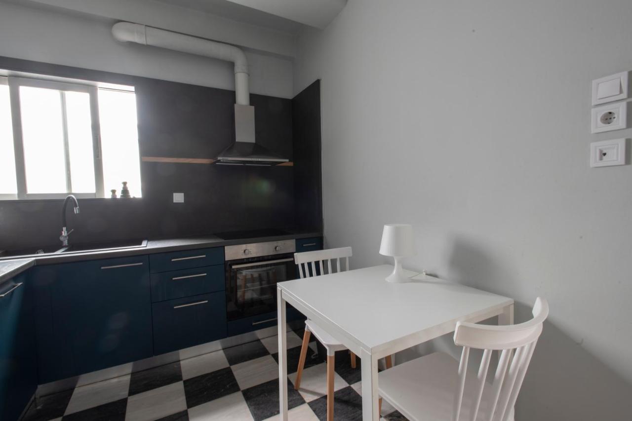 Met & Kas Corner Spacious House With Countryard Apartment Volos