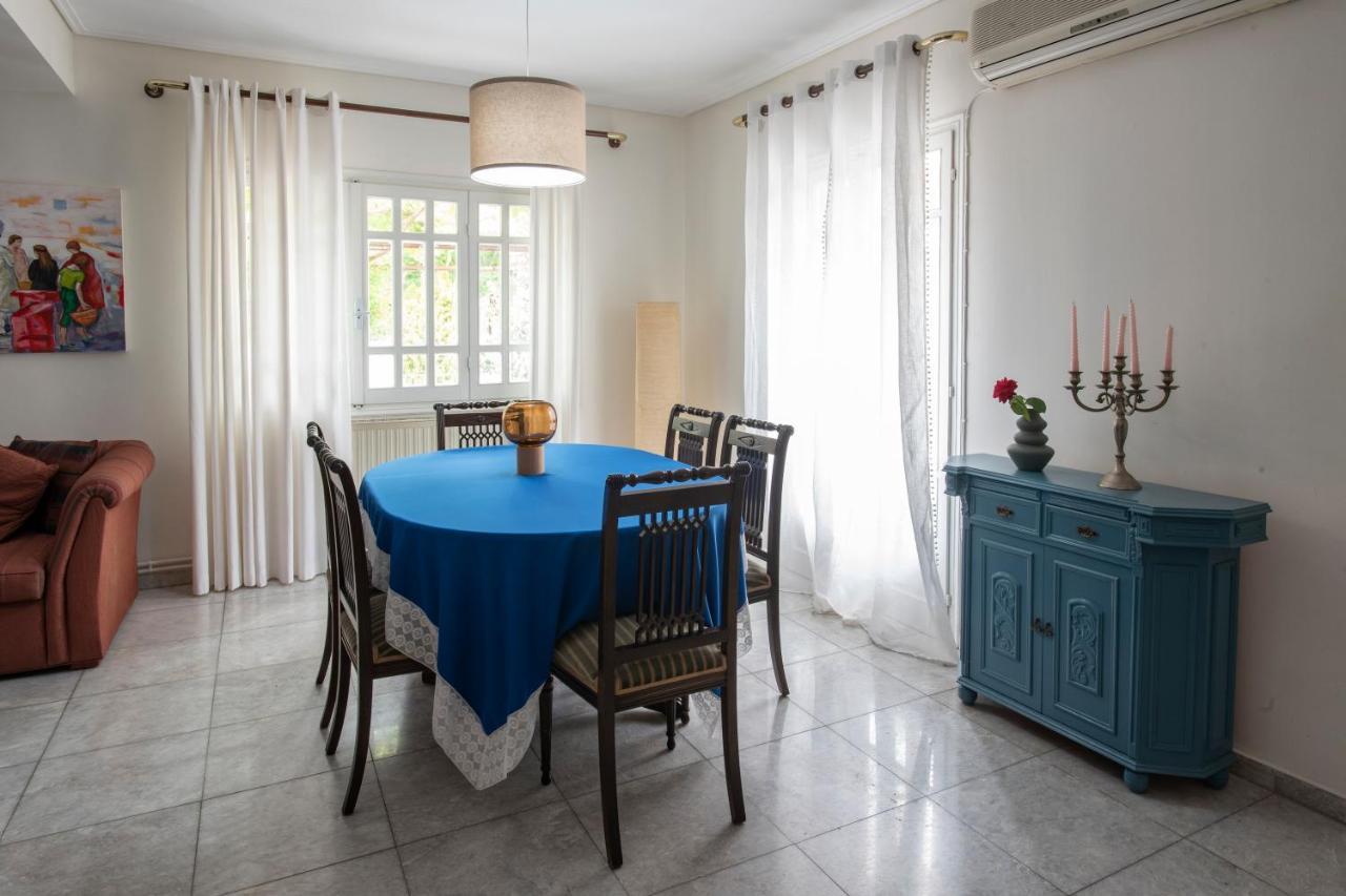 Apartment Met & Kas Corner Spacious House With Countryard